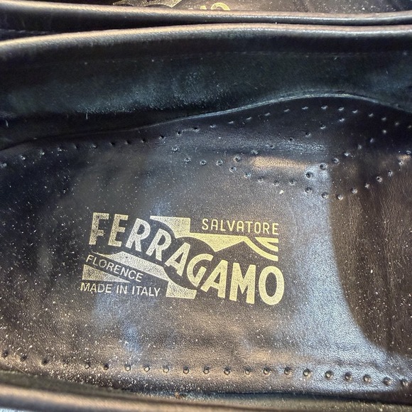 Salvatore Ferragamo Black Goldtone Logo Loafers Men\'s Size 10.5 D Vintage main image 8